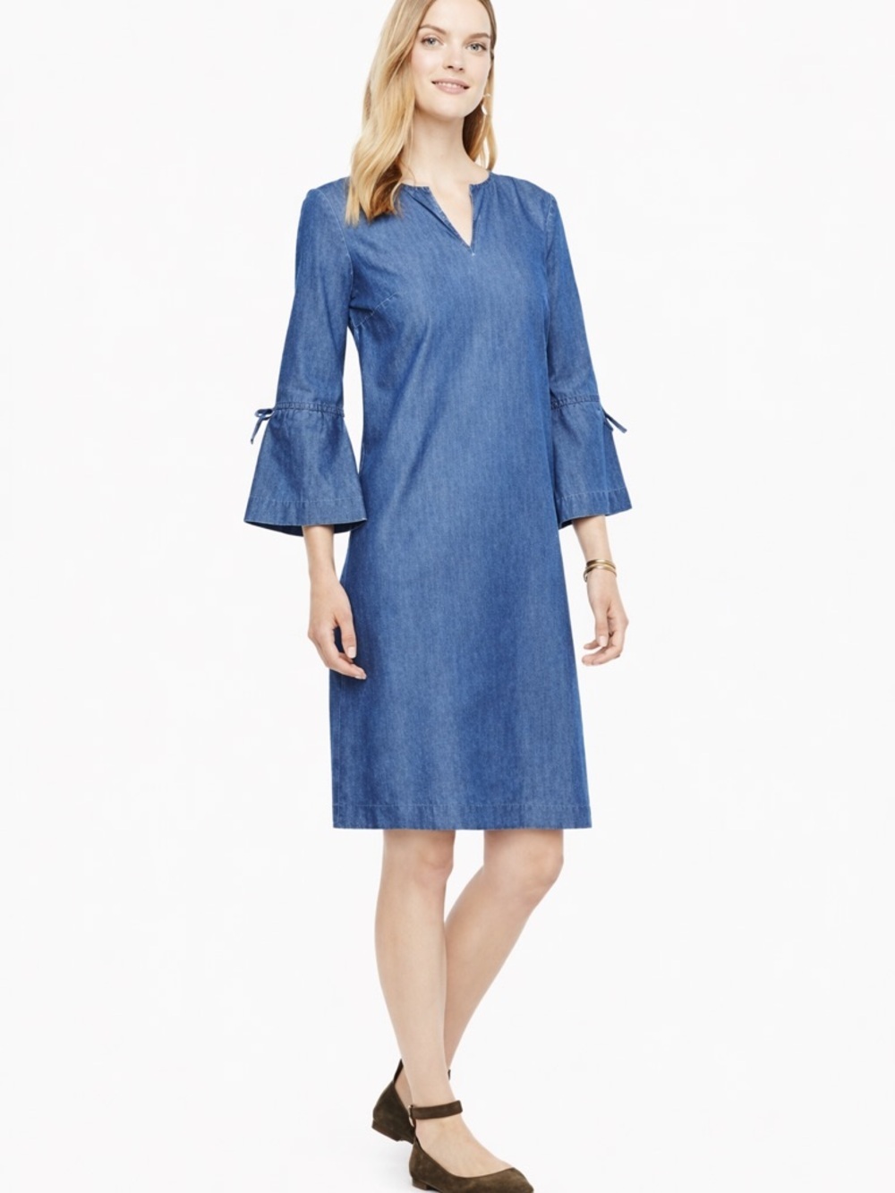 Ann Taylor 100% cotton Chambray Bell Sleeve Knee High Dress Denim Blue Size 10
